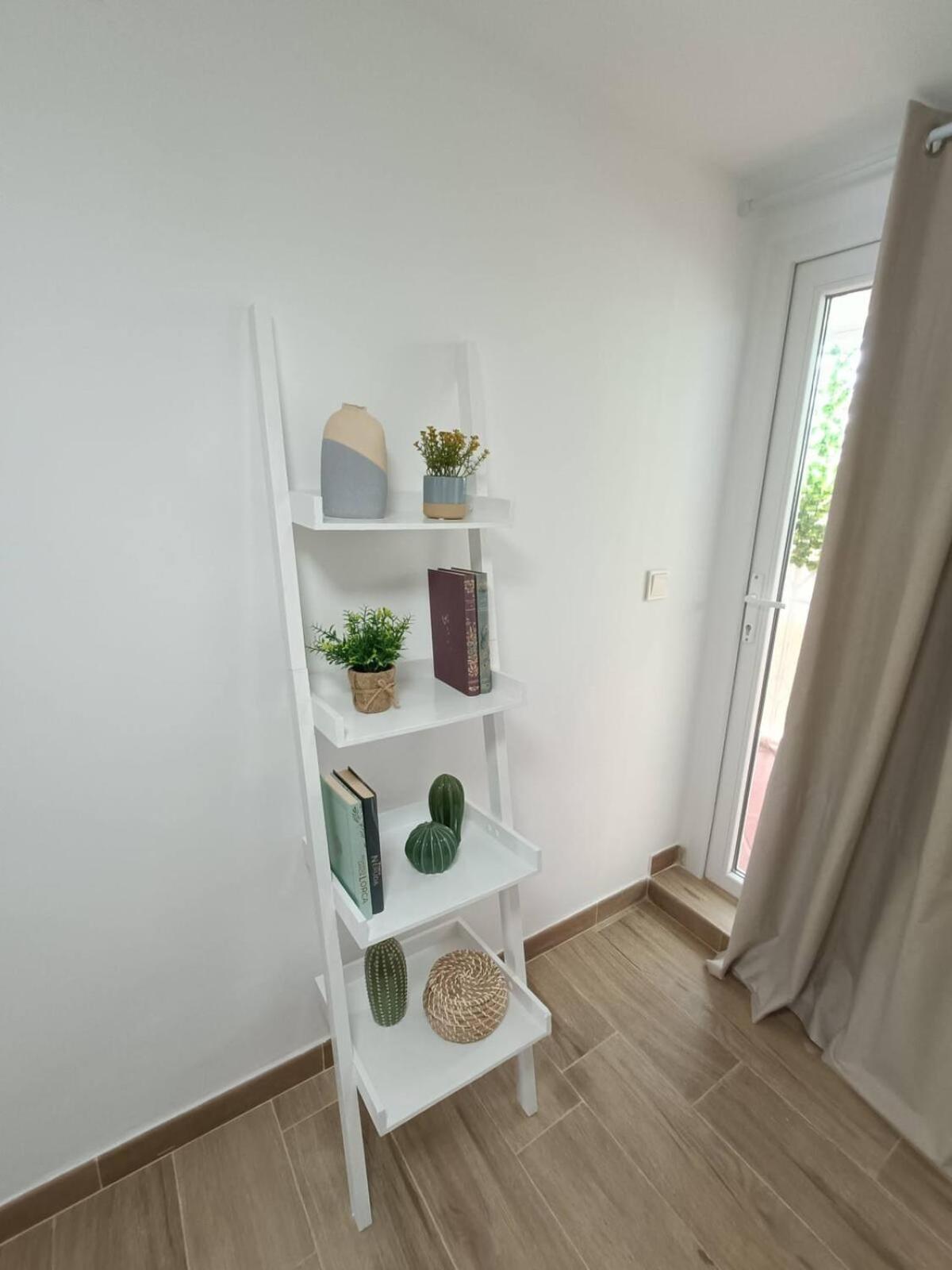 Nuevo Apartamento Moderno En Benicasim Con Terraza Y A Minutos De La Playa Benicàssim Dış mekan fotoğraf